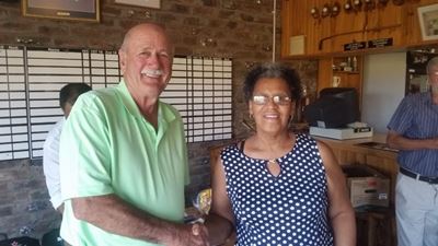 Oppie Bol hosts successful golf fundraiser