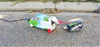 Recycling rubbish into toys