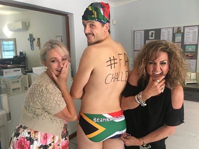 Tandarts nael in Faf-Speedo