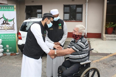 Al-Imdaad skenk aan Rosemoor 
