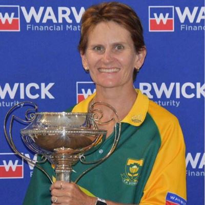 Bowls legend Elma Davis honoured with tournament
