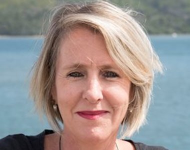 Elaine  King