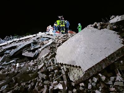 Update: Building collapse in Victoria Street, George