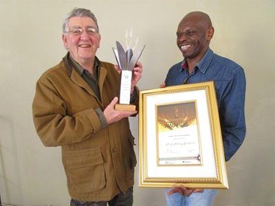Local artist receives special award
