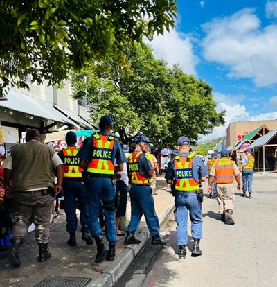 Tik en Mandrax gekonfiskeer