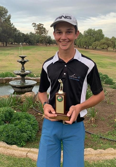 Academy golfers excel