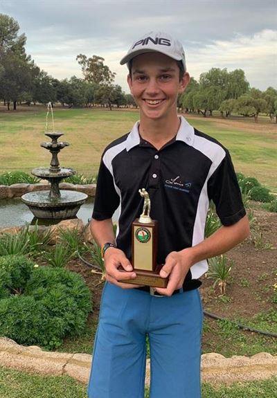 Academy golfers excel