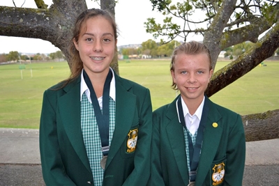 Toutrek meisies by Hoërskool Langenhoven