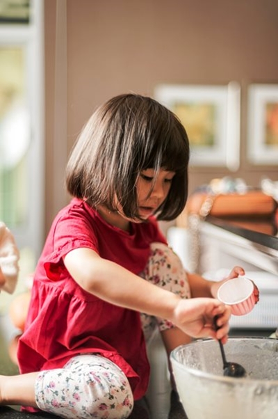 Educating children in the kitchen