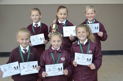  Laer Volkskool se hokkiebokkies bo!