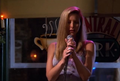 Lisa Kudrow got real about the body image pressure she felt on ‘Friends’