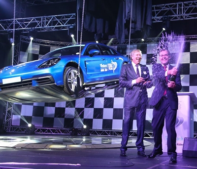 Porsche scoops award once again