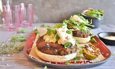 Recipe: Mushroom lentil burgers