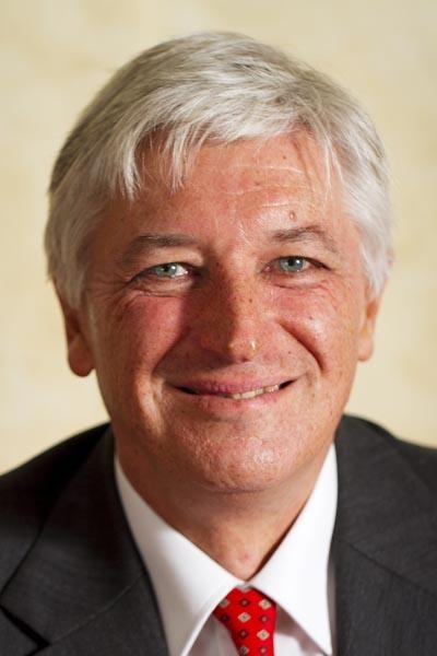 Mixed reactions to would-be mayor