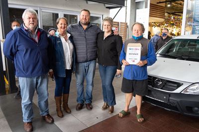 Inkopiegangers stroom na Pick n Pay vir motorprys
