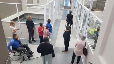 Universele toegang 'n prioriteit