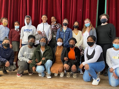 Vyftien hoërskoolleerders vir Poetry Slam gekies