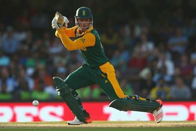 De Kock the star in Proteas’ rain-hit win