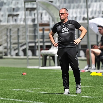 Chippa coach rates Sundowns higher than Chiefs