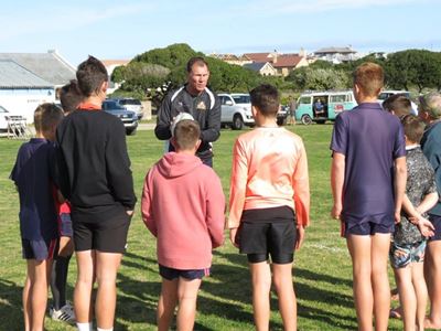 SA Rugby Legends bied afrigtingskliniek aan