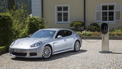 10 years of the Porsche Panamera