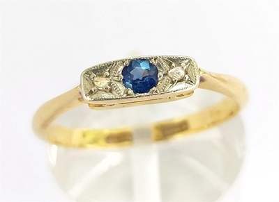 Visitor searches for stolen jewellery