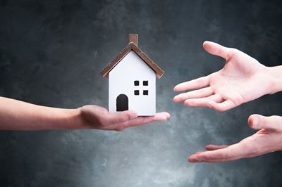 Fixed property in deceased estates