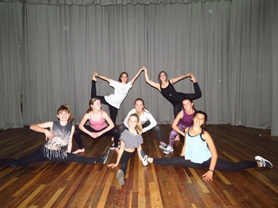 Knysna dancers prance to nationals