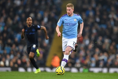 Premier League return would lift morale says government minister