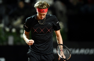 Zverev joins Nadal, Djokovic in Rome third round