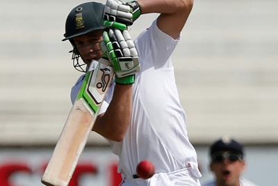 South African 'colossus' AB de Villiers retires