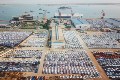 China trade enjoys forecast-beating surge in August