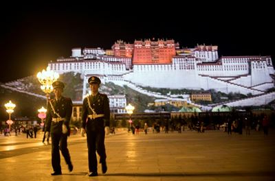 US ambassador makes rare visit to Tibet