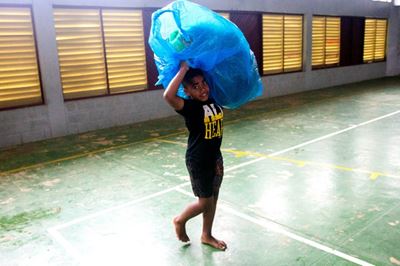 'Villages destroyed' as super cyclone hits Fiji 
