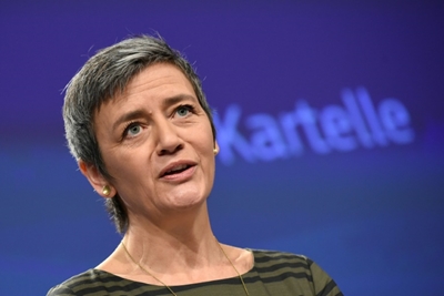 Google braces for huge EU fine over Android