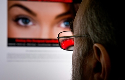 Apps, social media fuel 'booming' online prostitution: study