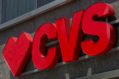 US stores ask customers not to openly carry guns