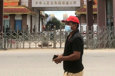 China tightens security on Myanmar border over virus fears