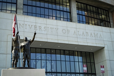 University of Alabama sees 1,000 virus cases since reopening
