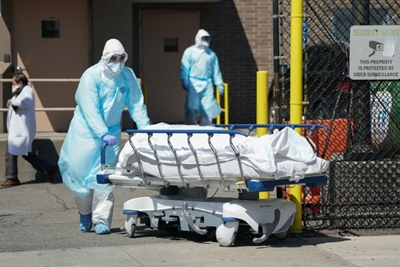 As morgues overflow, New York struggles with COVID-19 dead 