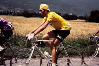 Cycling legend Eddie Merckx recovering after bike fall