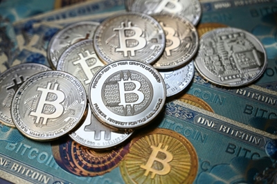 Amazon eyes cryptocurrency but not poised for Bitcoin