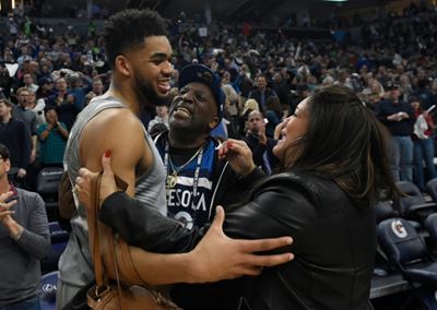 NBA star Towns' mother dies of Covid-19