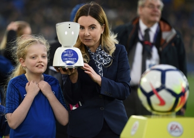 Robot helps seriously ill Everton fan make history