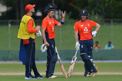 England look for World Cup boost against struggling Sri Lanka