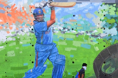 Tendulkar compares coronavirus battle to Test cricket