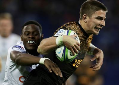 Jaguares outplay Sharks to win South African conference