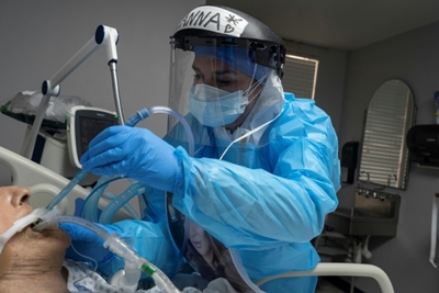 US hospitals again under pressure with Covid on the rise