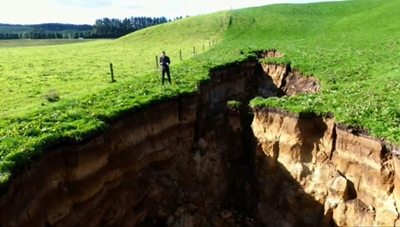 Sinkhole reveals glimpse into 60,000-year-old volcano
