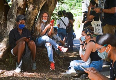 Mobile internet: Cuba's new revolution